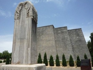 Wu Zetian grave